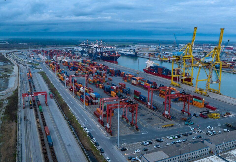 Livorno, ora Tdt punta sulla ferrovia: «Tolti 1.500 tir dalla Fi-Pi-Li»