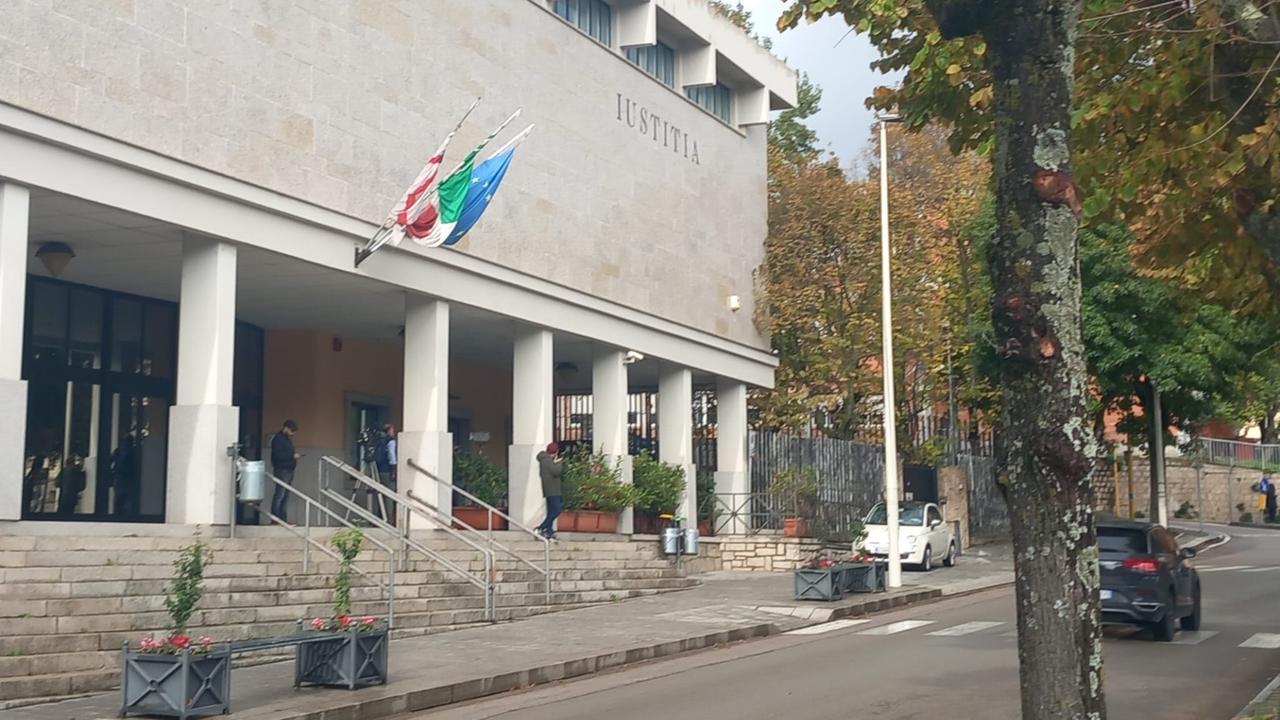 Molestie sessuali sulla barca, comandante sotto accusa