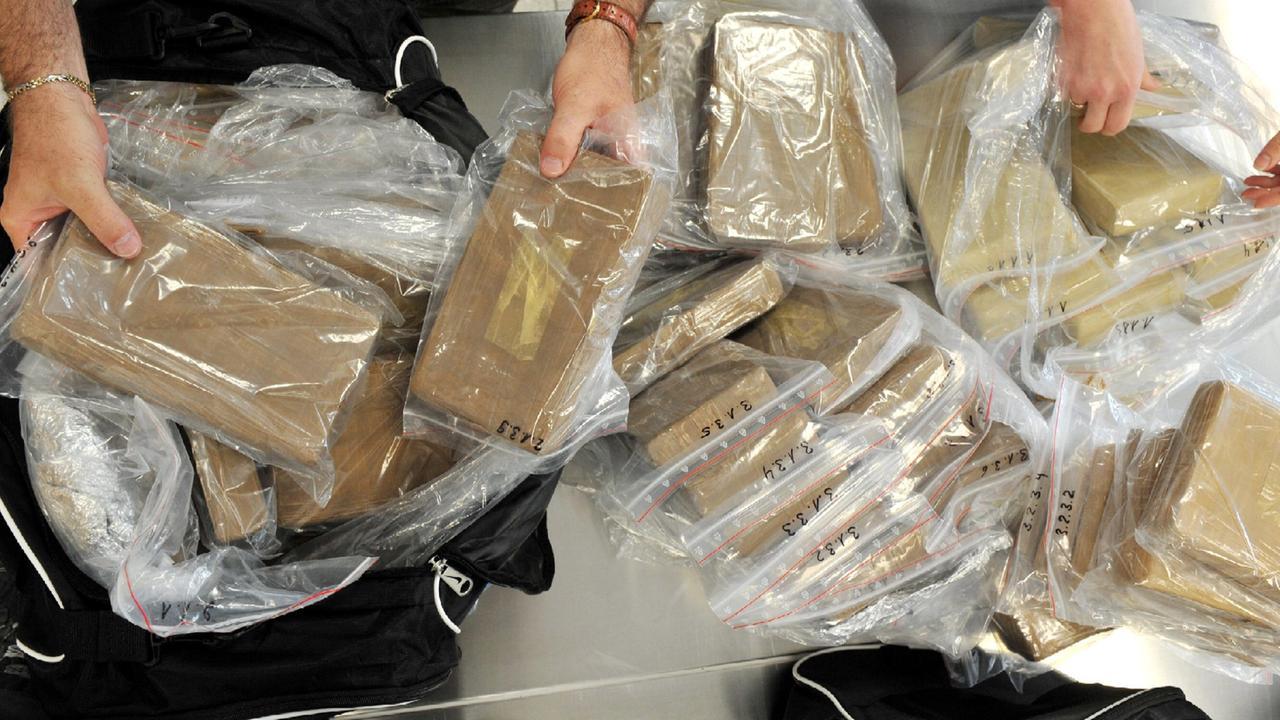 Traffico di droga e armi tra la Sardegna e l’Emilia: arresti e perquisizioni