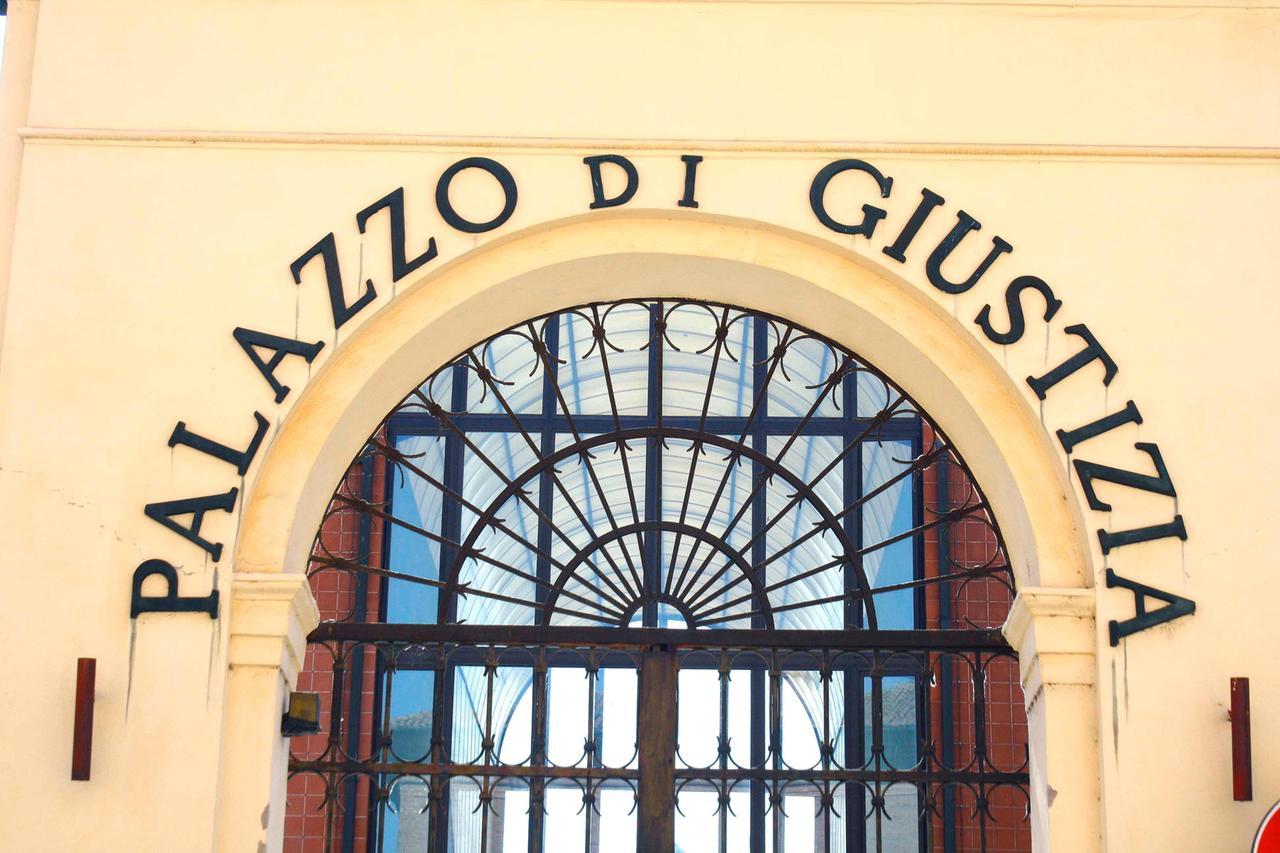 Ferrara, costretta a fare sesso dall’ex fidanzato violento