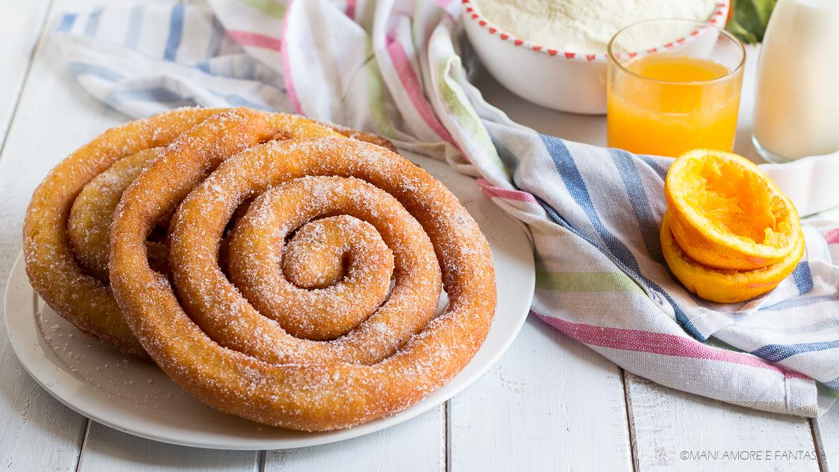 Frittelle lunghe, cambia il nome non il sapore: una passione che unisce l’isola