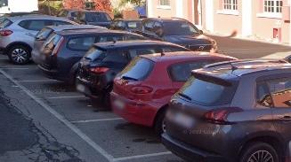 Il parcheggio dove è avvenuta la guerriglia tra bande