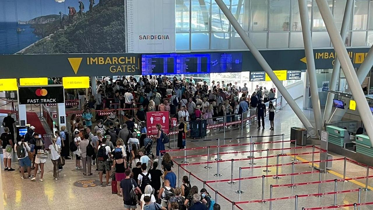 Olbia, l’aeroporto verso i 4 milioni di passeggeri: presto l’ampliamento