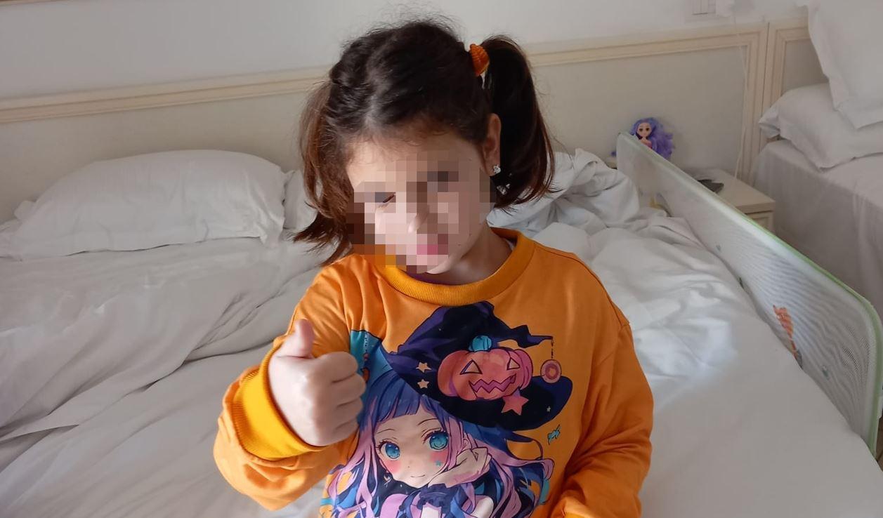 La piccola Clarissa di Poggio Renatico e la forza di non arrendersi: 200 infusioni contro la malattia rara