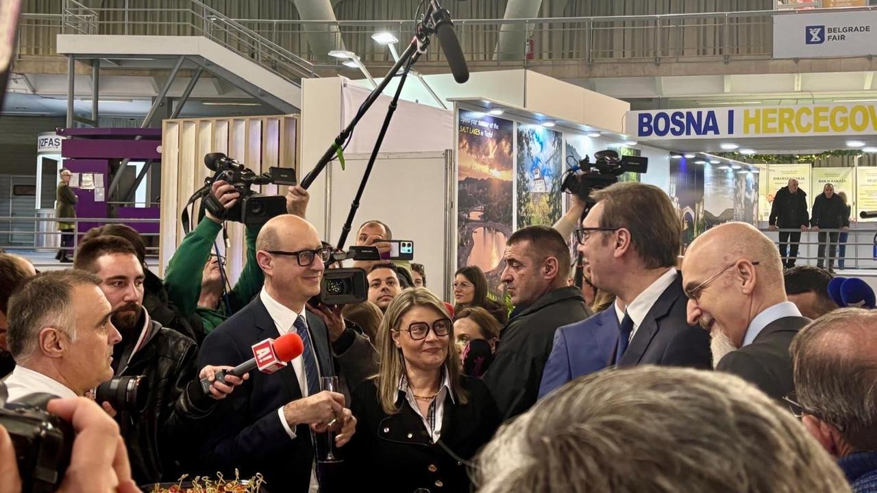 Ora è ufficiale: da Alghero si vola a Belgrado