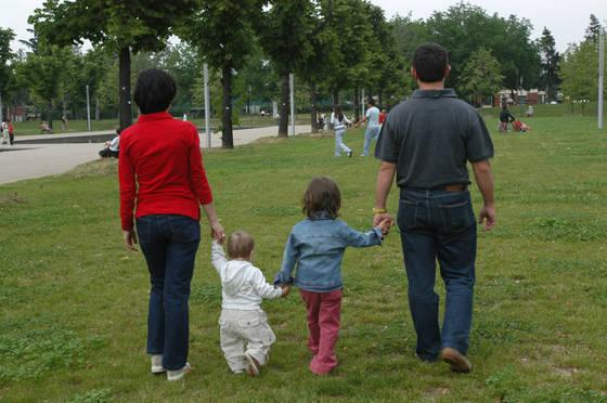 
	I bambini sono stati allontanati dai genitori e affidati a una nuova famiglia

