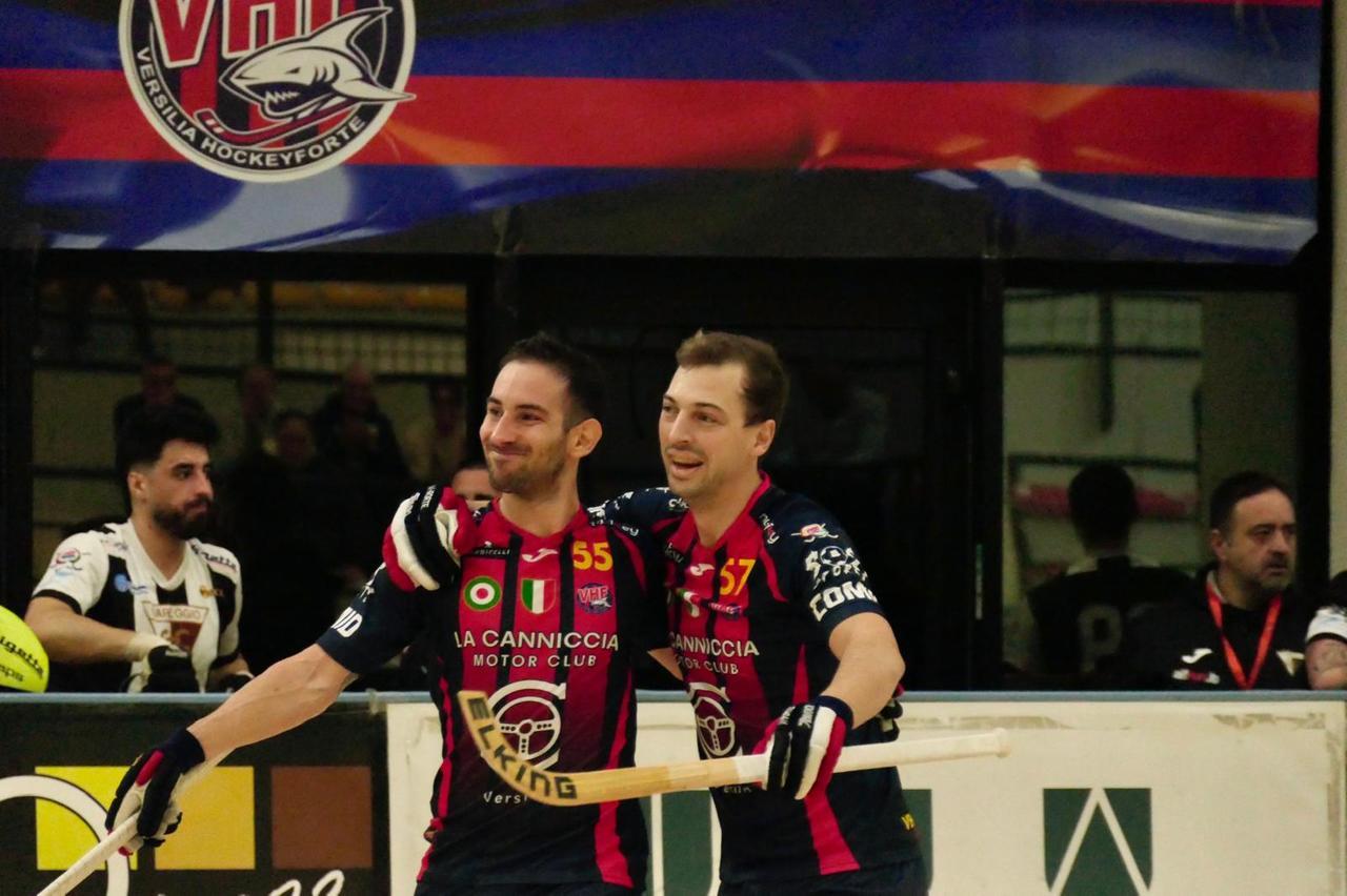 Il derby è ancora rossoblù