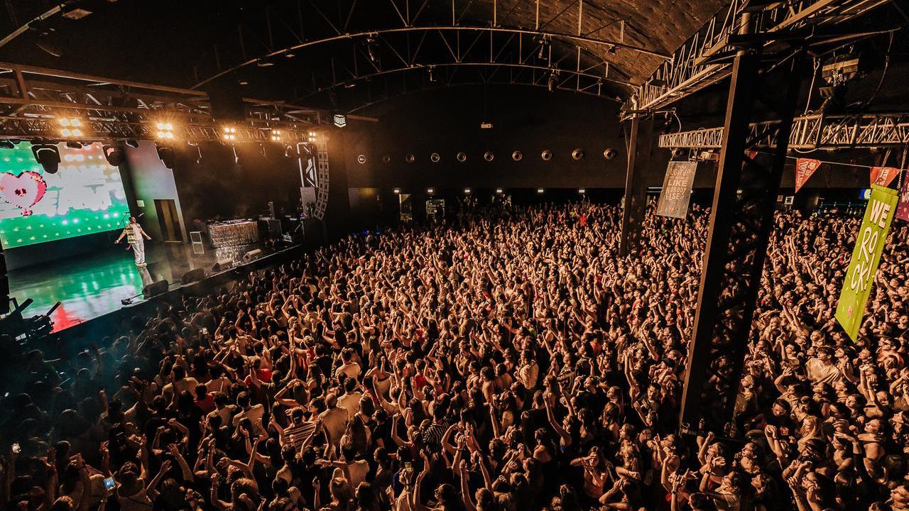 Il ciclone Teenage Dream: parte da Livorno il tour nei palazzetti