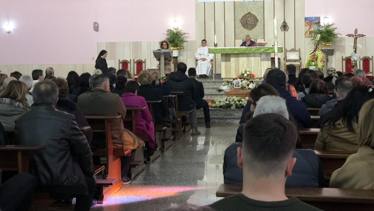 Il funerale di Antonello Coradduzza <em>(foto Gabrielli)</em>