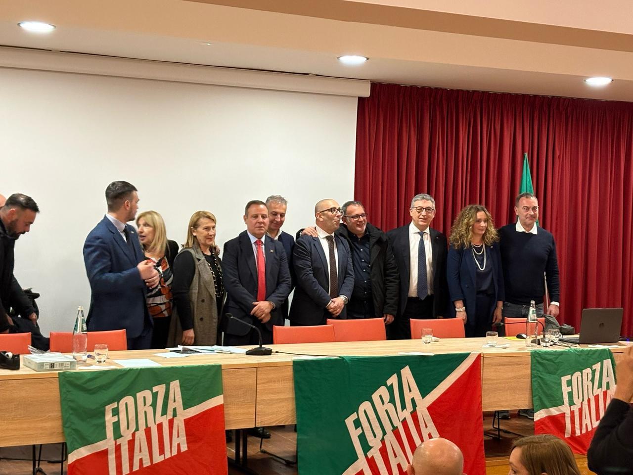 Forza Italia blinda l’assessore Luca Faedda