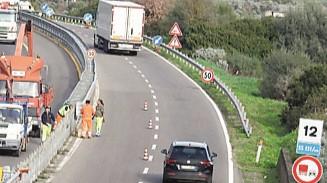 Lavori in corso sulla 131, traffico deviato