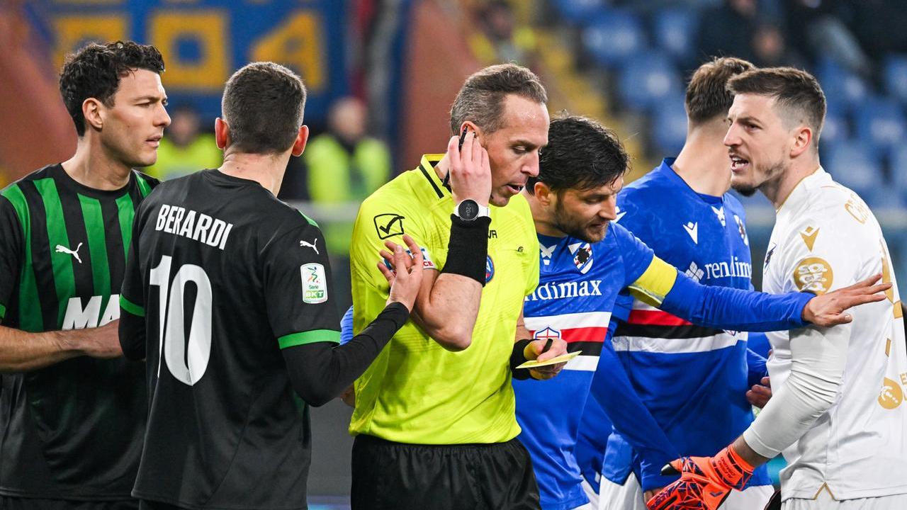 Domenico Berardi è stato ammonito dall'arbitro Pairetto