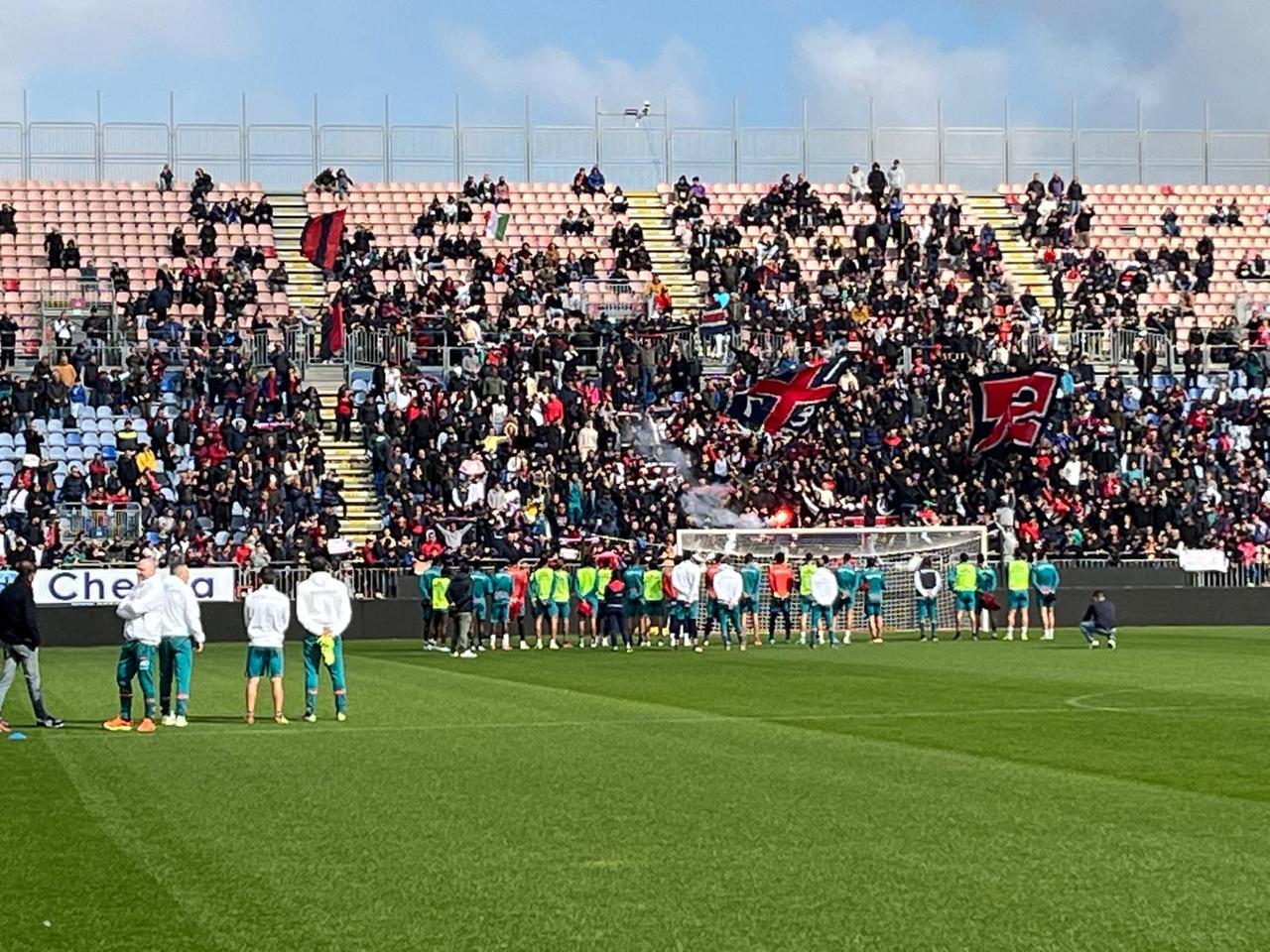 
	Allenamento a porte aperte in attesa di Cagliari-Juventus <em>(foto Mario Rosas)</em>

