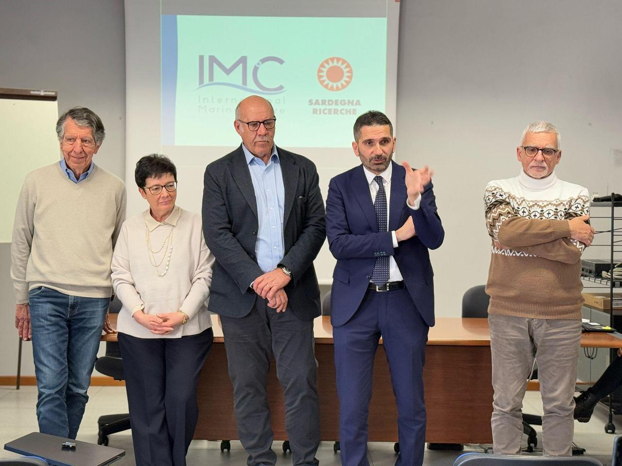 
	L'assessore Giuseppe Meloni e alla sua destra il presidente Augusto Navone&nbsp;

