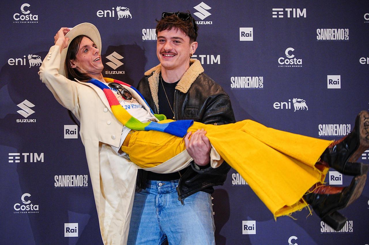 Eurovision, Olly rinuncia: Lucio Corsi rappresenterà l’Italia