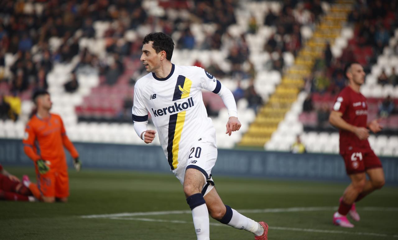 
	Caso, mattatore del match, dopo il gol del vantaggio

