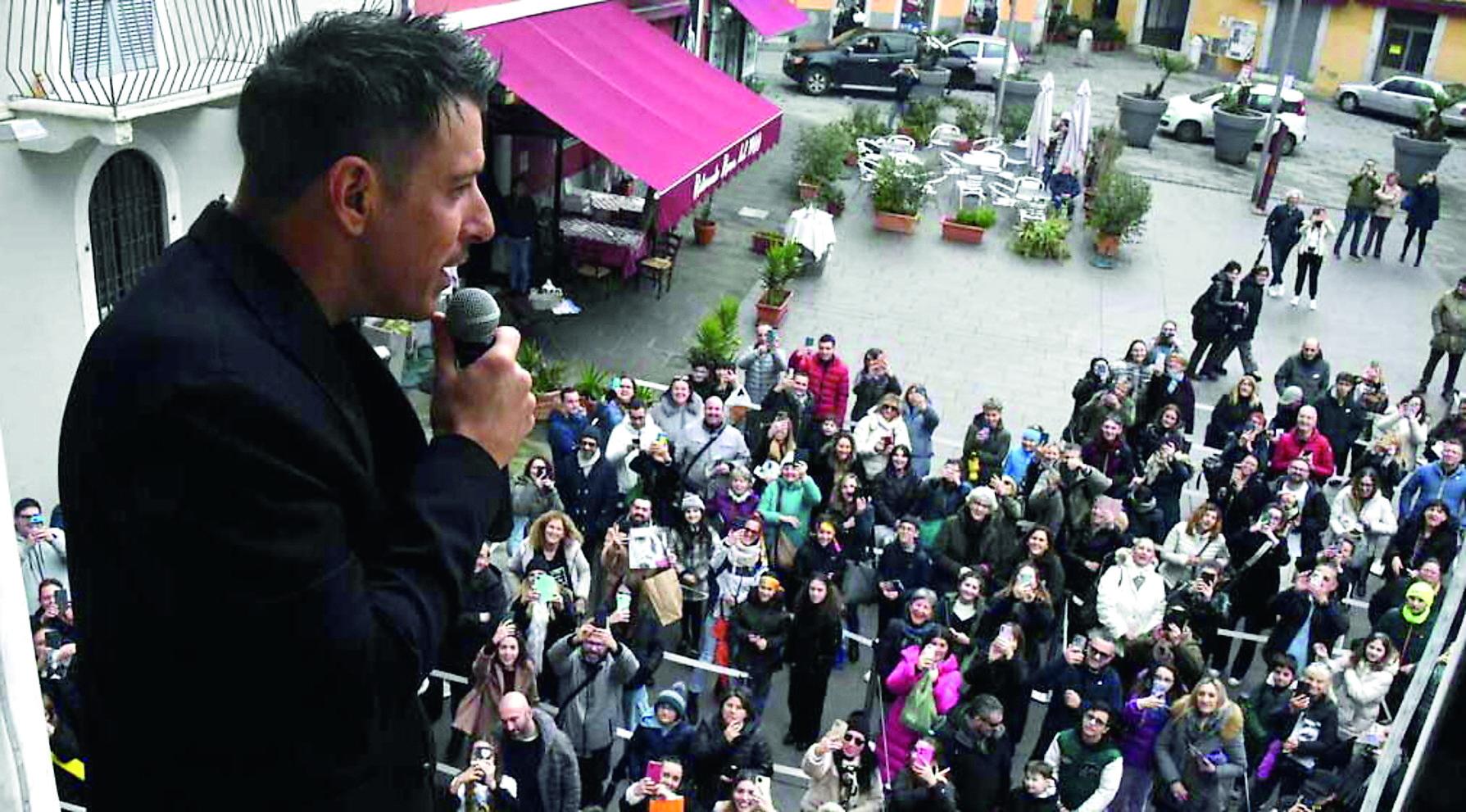 Francesco Gabbani a Carrara (foto Cuffaro)