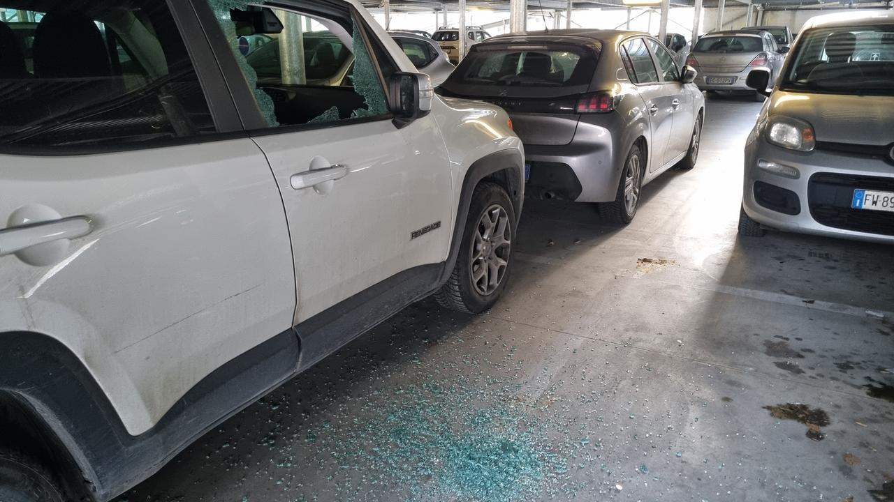 Un’altra strage di finestrini a Ferrara