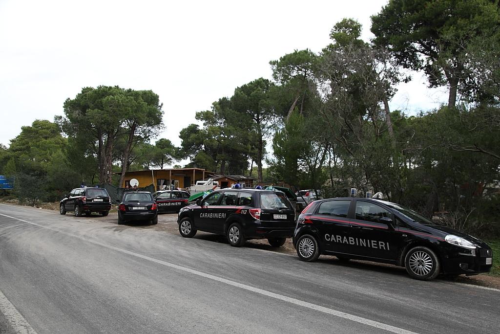 
	Le gazzelle dell'Arma durante il blitz <em>(foto Gabrielli)</em>

