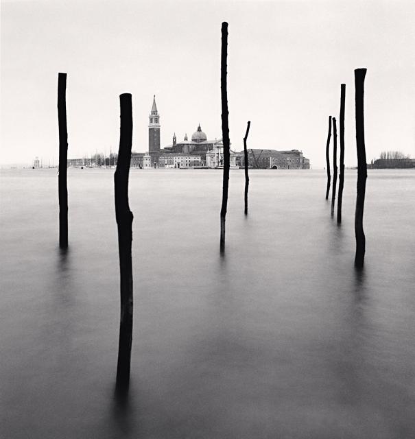 Il fascino senza tempo di Venezia nelle fotografie di Michael Kenna