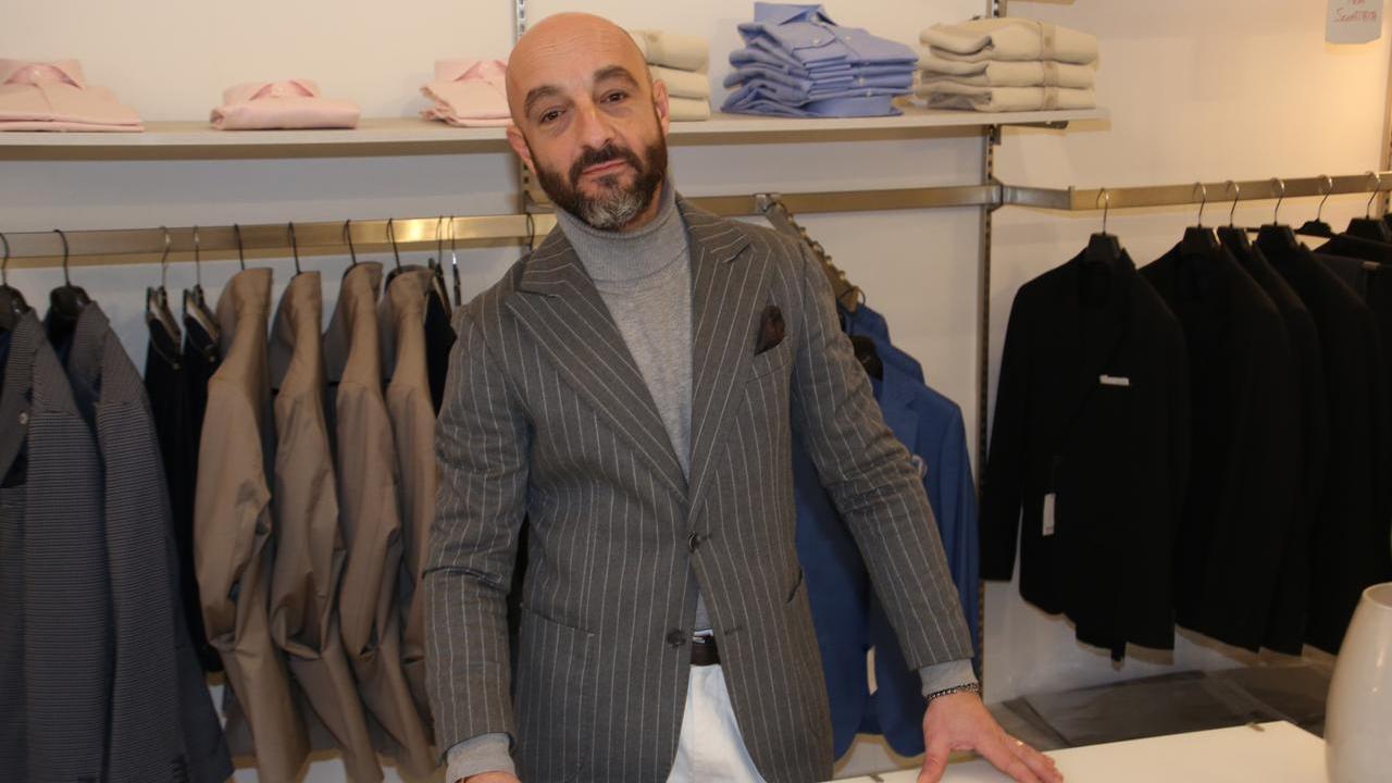 «Crisi del centro storico? Lamentarsi non serve: teniamo aperti la domenica»