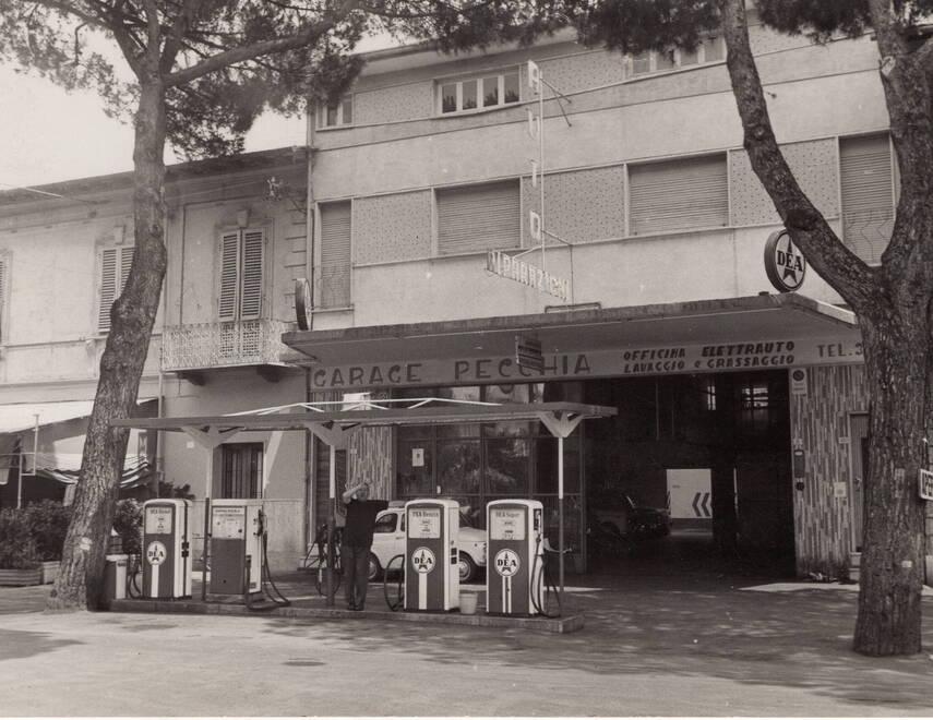 L'attività in una foto storica