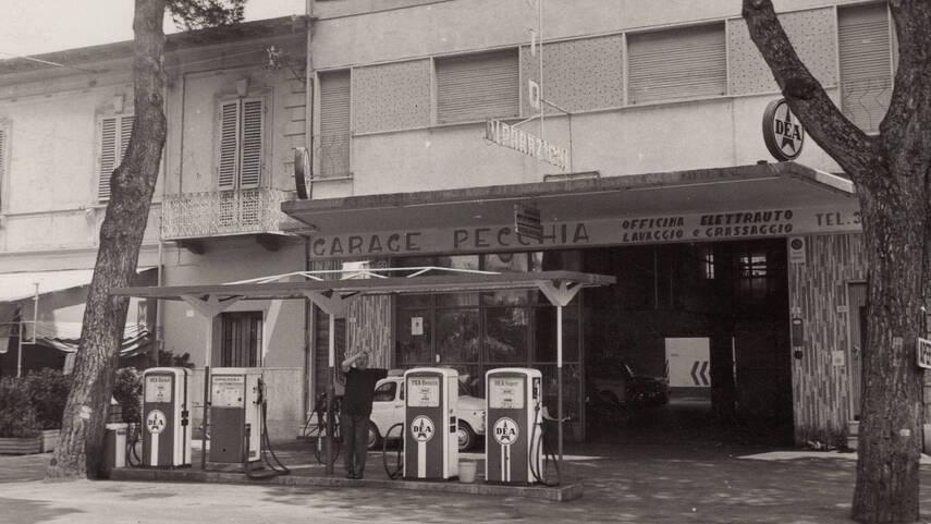 L'attività in una foto storica