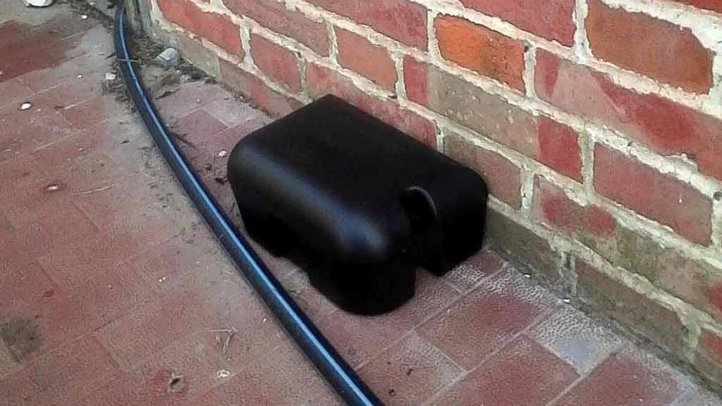 Una trappola per topi sul balcone