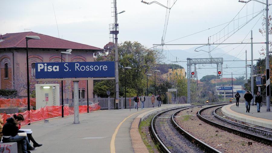 STAZIONE FERROVIARIA DI SAN ROSSORE
Uno scorcio dei due binari della stazione ferroviaria di San Rossore.