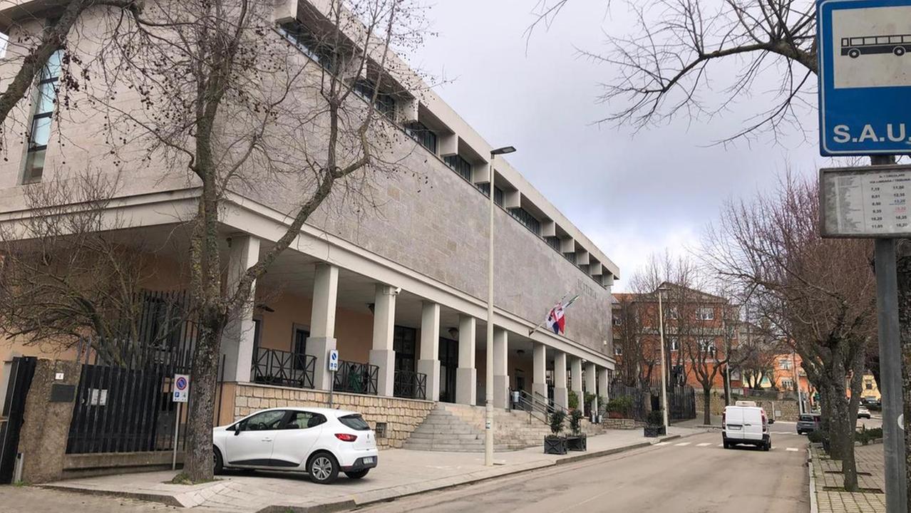 «Ve la vedrete con me, spacco tutto»: condannato condòmino dispettoso