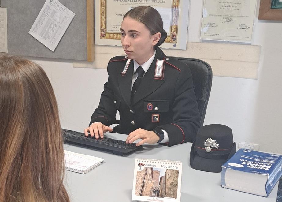 Violenza domestica: 50enne via di casa e con il braccialetto elettronico