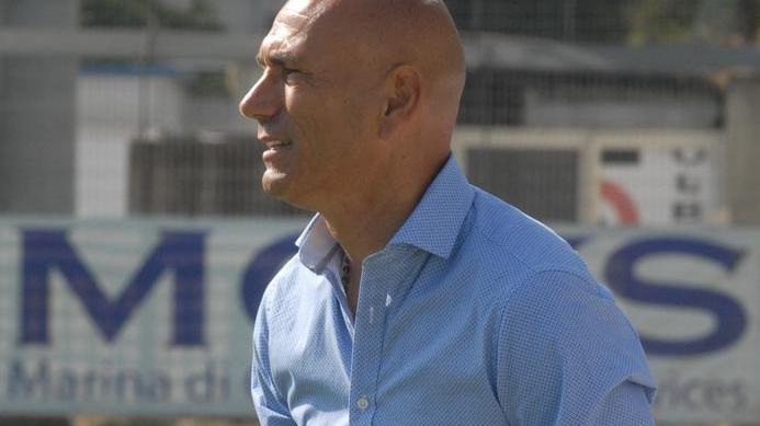 Il presidente Scanu e Fabio Oggiano dedicano la vittoria ai 25 ultrà colpiti dal Daspo