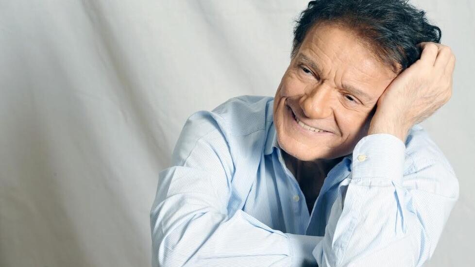 Massimo Ranieri: «Se sono ancora qui lo devo alla gavetta. Ai giovani dico: basta autotune»