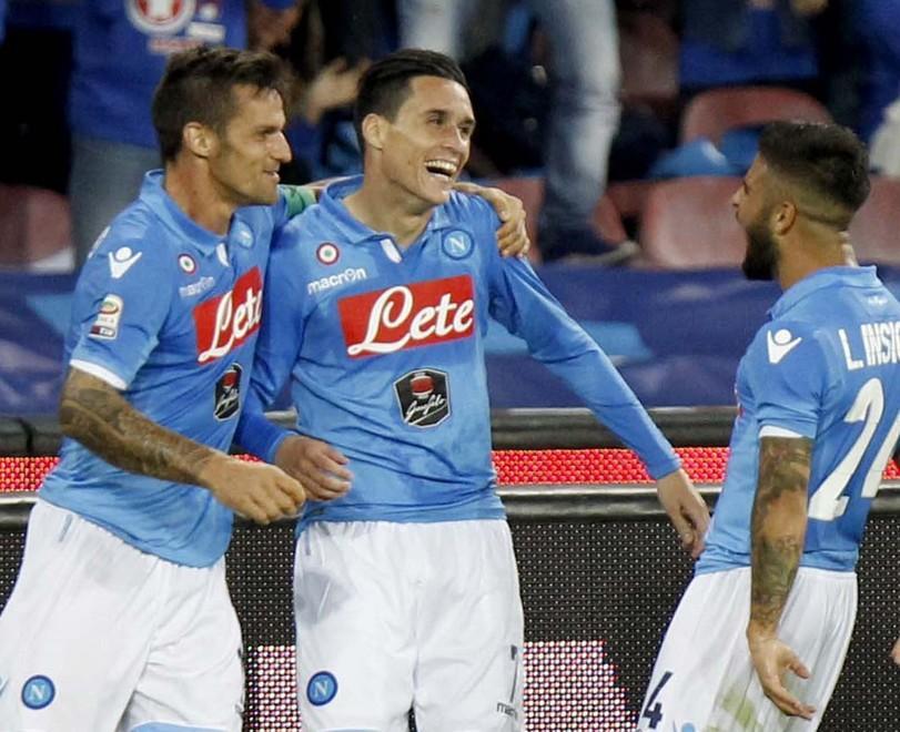 Napoli ricomincia da tre, Torino ko 