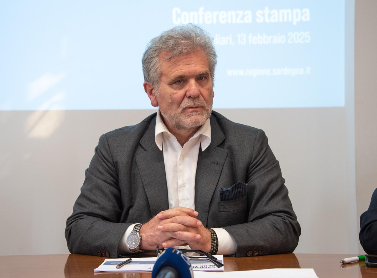 Bufera per le parole di Bartolazzi sulla bimba morta ad Alghero: il caso in Parlamento