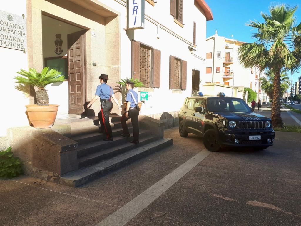 Droga in panetti nascosta a casa: arrestato