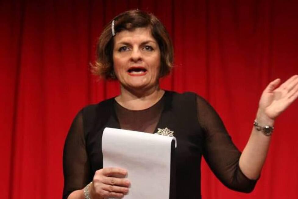Livorno, torna il ciclone Paola Pasqui dalle fiabe alla realtà a colpi di risate<br>
