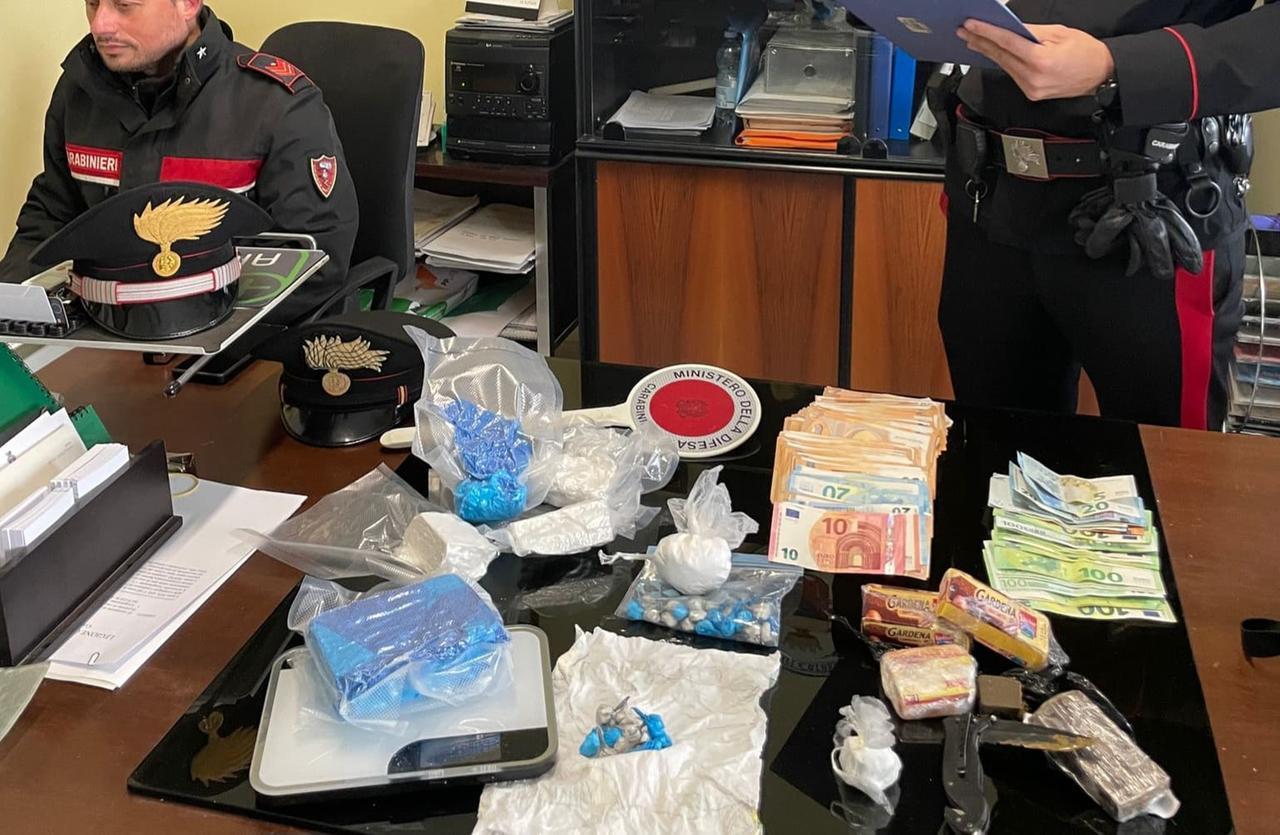 Spaccio di droga, pensionato trovato con oltre un chilo di cocaina