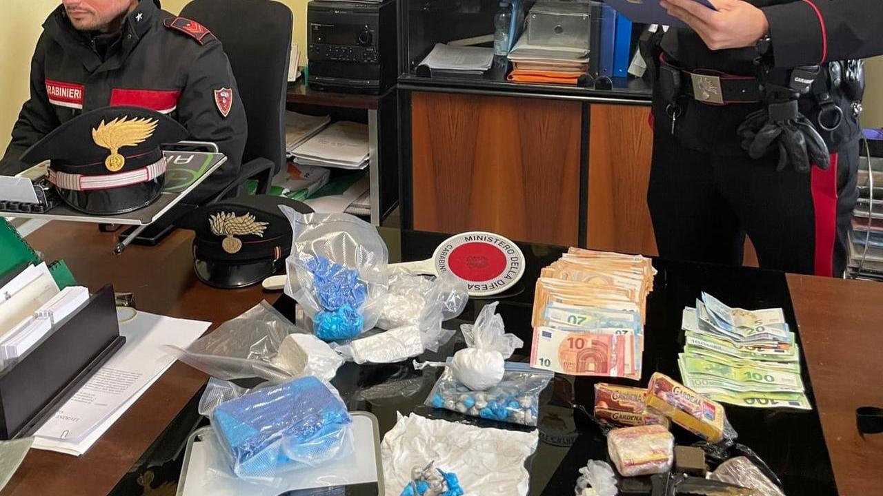 Spaccio di droga, pensionato trovato con oltre un chilo di cocaina