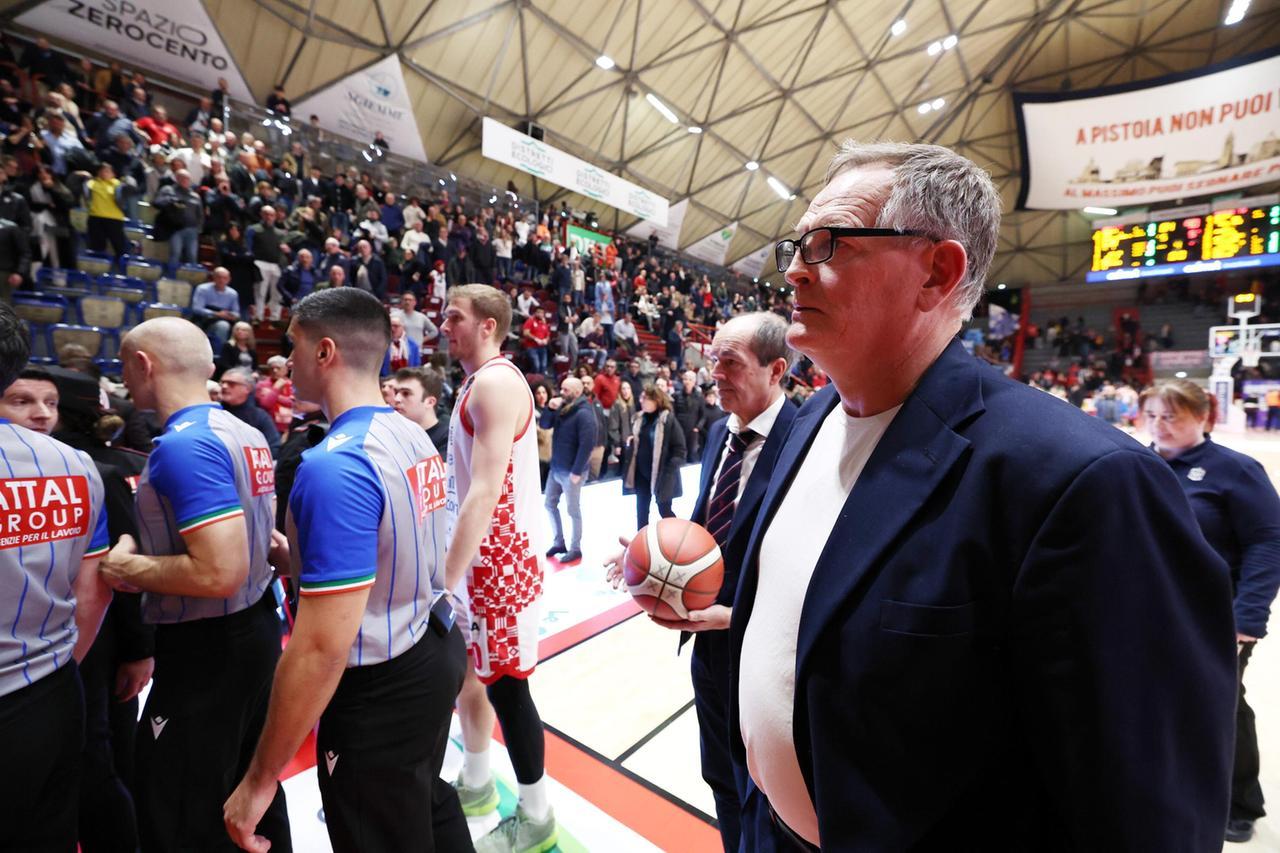 Pistoia Basket, tre mesi di inibizione per il presidente Rowan
