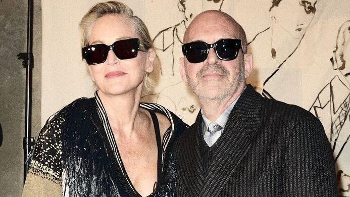 Sharon Stone sbarca ad Alghero per uno shooting griffato Marras