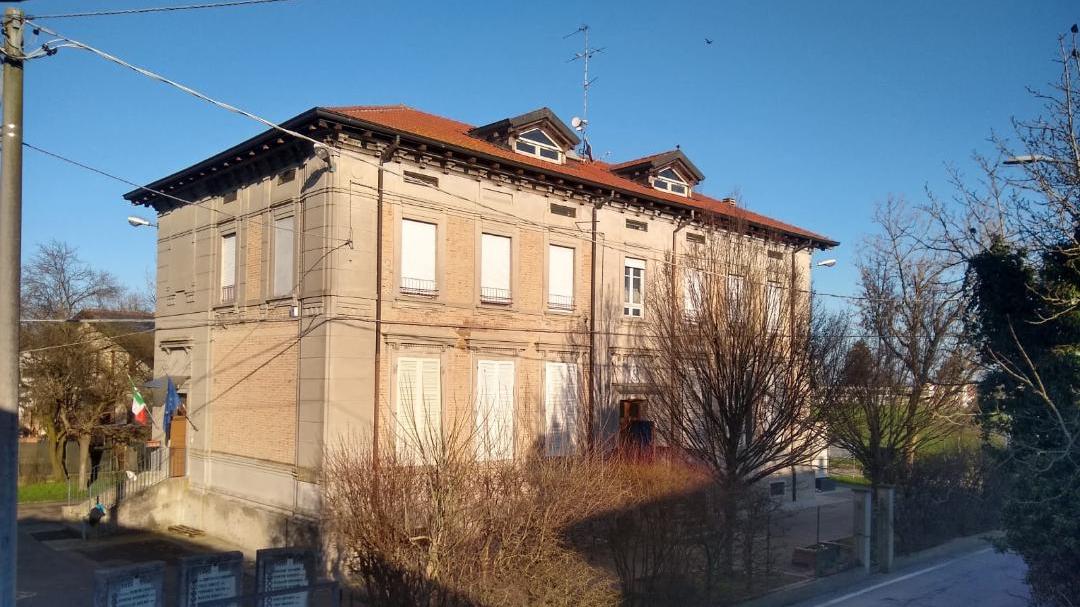 Numeri troppi bassi, niente classe prima alla Primaria di Marmirolo