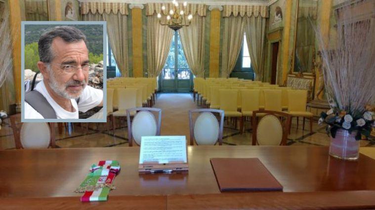 
	La Sala degli specchi di Villa Ghirlanda. Nel riquadro, Giuseppe Tocco

