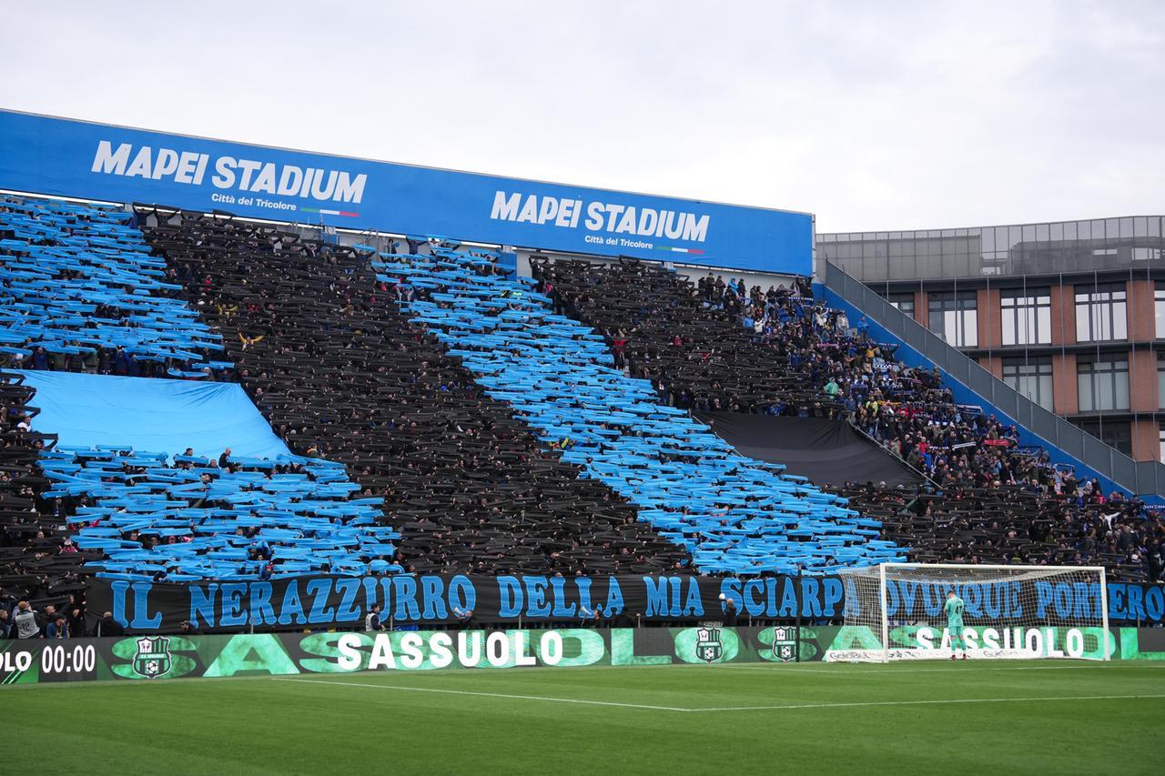 
	La coreografia dei tifosi del Pisa (foto Lapresse)

