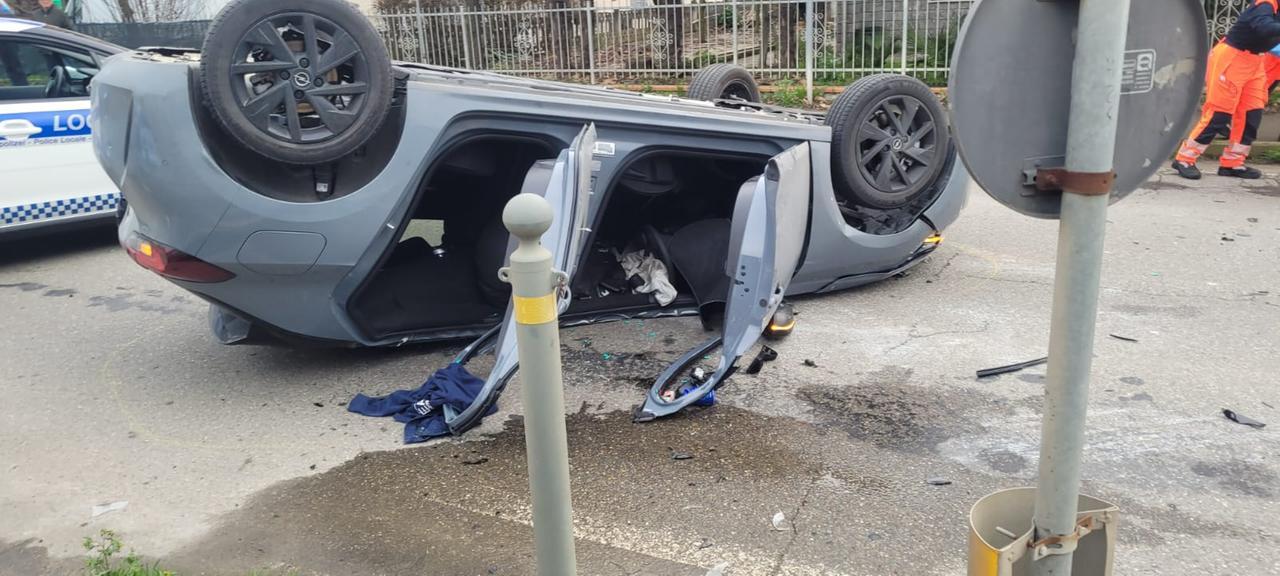 
	L'auto su cui viaggiava il giovane

