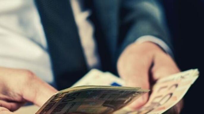 Ferrara, il cappio per indurre imprenditore a pagare