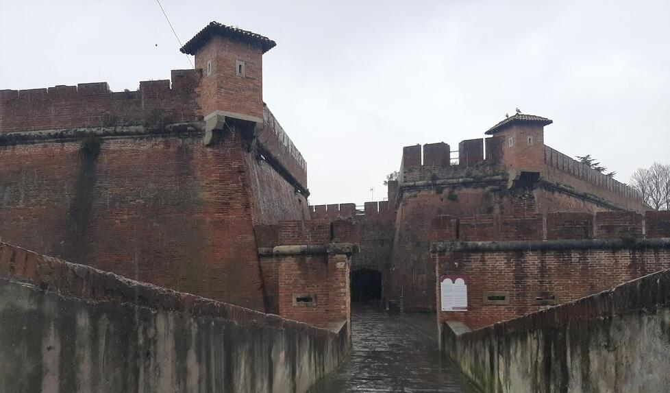 
	L'ingresso della Fortezza

