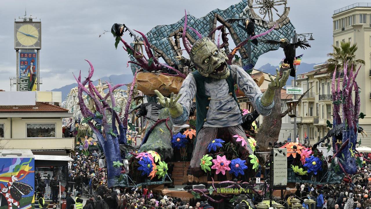 Carnevale a Viareggio, l'edizione 2025