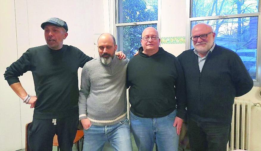 Incendio Inalca, raccolta fondi dei cittadini per gli esami sui frammenti di amianto ritrovati