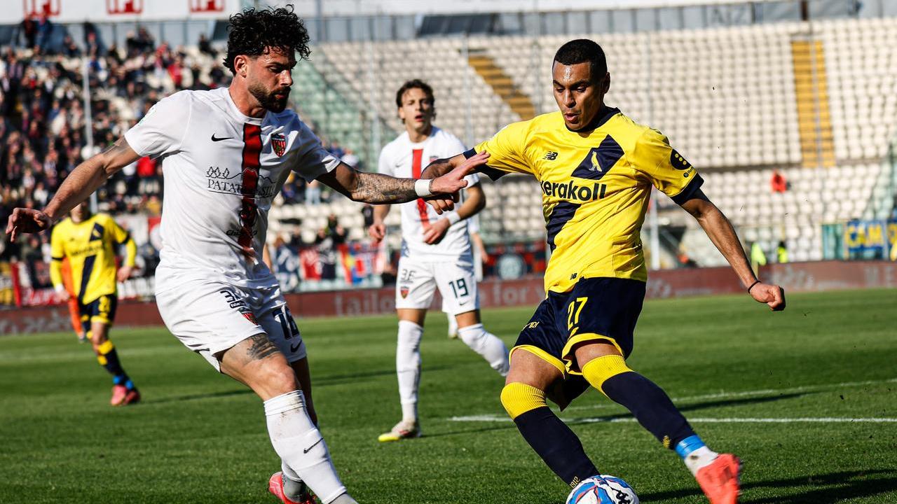 Mendes salva il Modena dal ko: finisce 1-1 contro il Cosenza